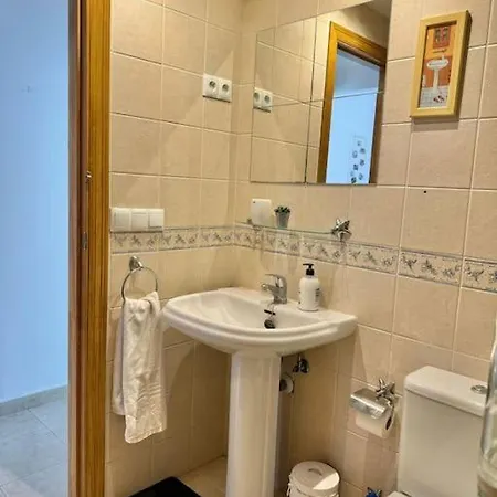 Apartment Bo I Midt City, Ga Til Strand Og Shops